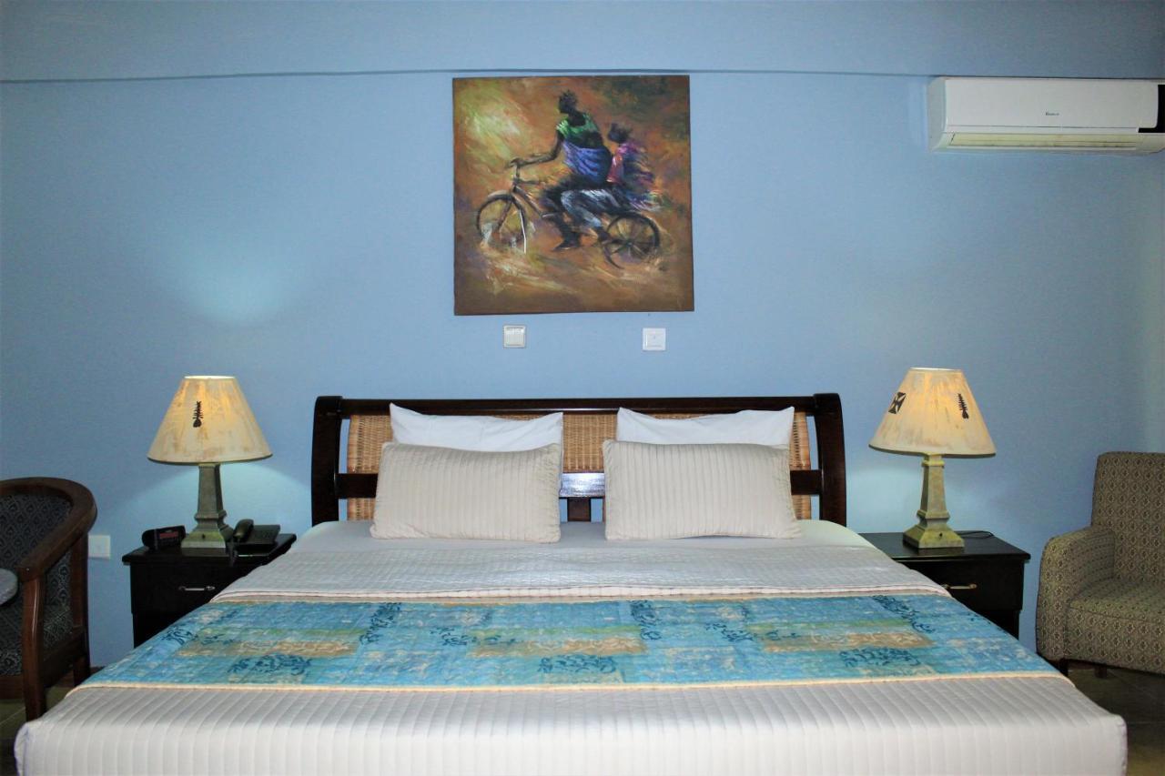 Bojo Beach Resort Botianaw Luaran gambar