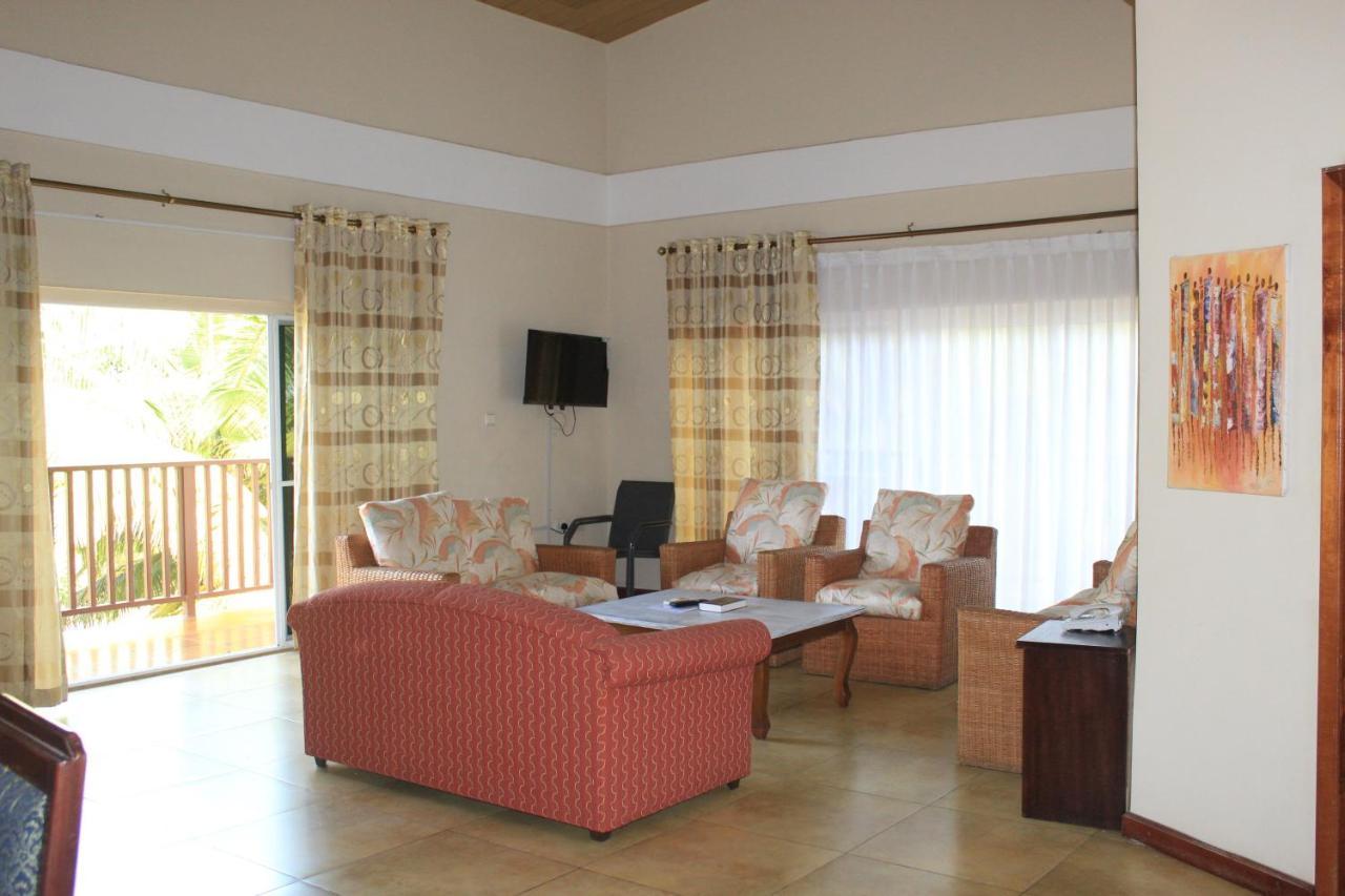 Bojo Beach Resort Botianaw Luaran gambar