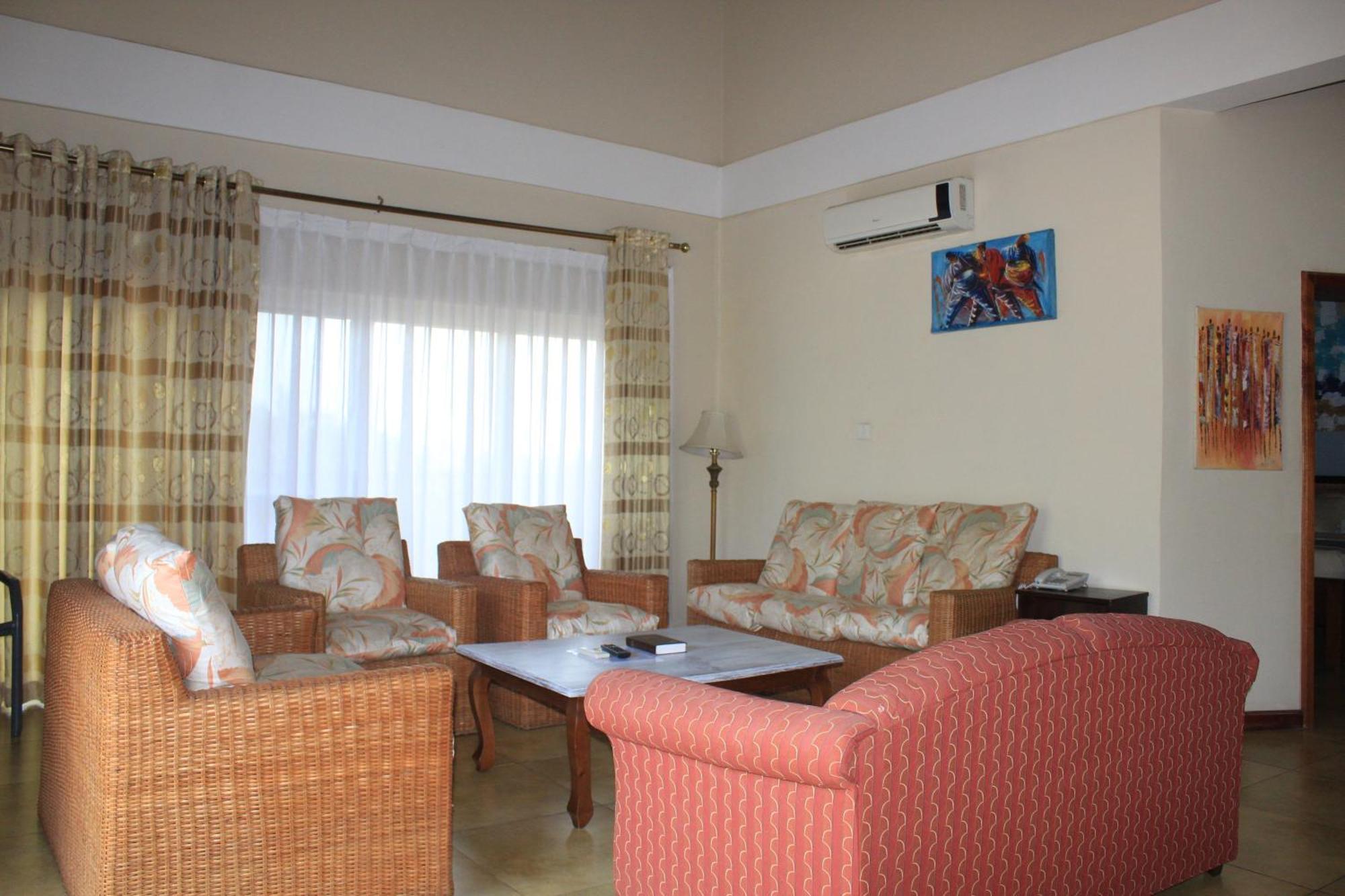 Bojo Beach Resort Botianaw Luaran gambar