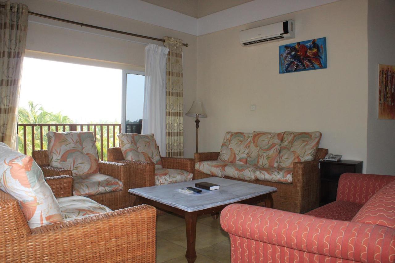 Bojo Beach Resort Botianaw Luaran gambar