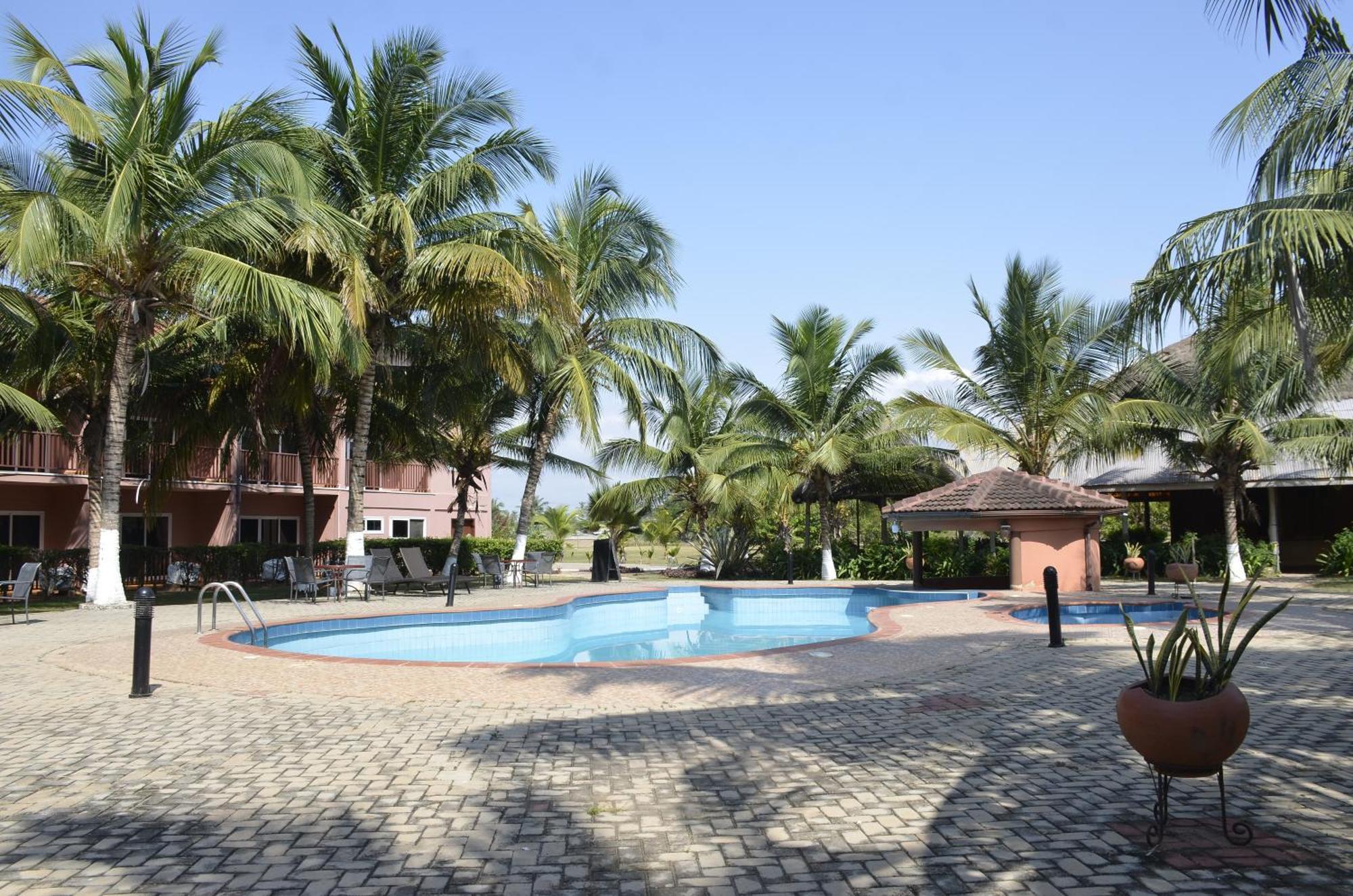 Bojo Beach Resort Botianaw Luaran gambar