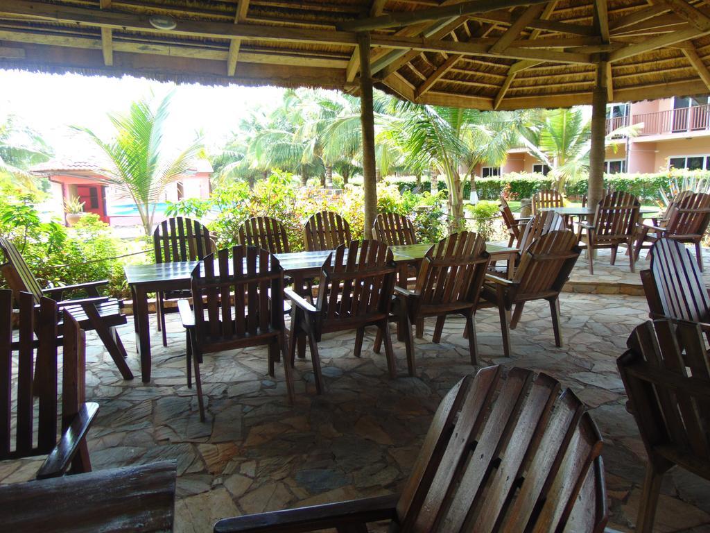 Bojo Beach Resort Botianaw Luaran gambar